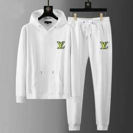 Picture of LV Sweater Suits _SKULVM-5XLkdtn5341003